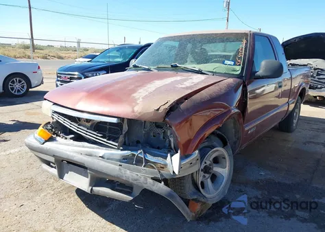 1998 Chevrolet S-10 Ls Fleetside from USA, damaged, VIN 1GCCS194XW8130400
